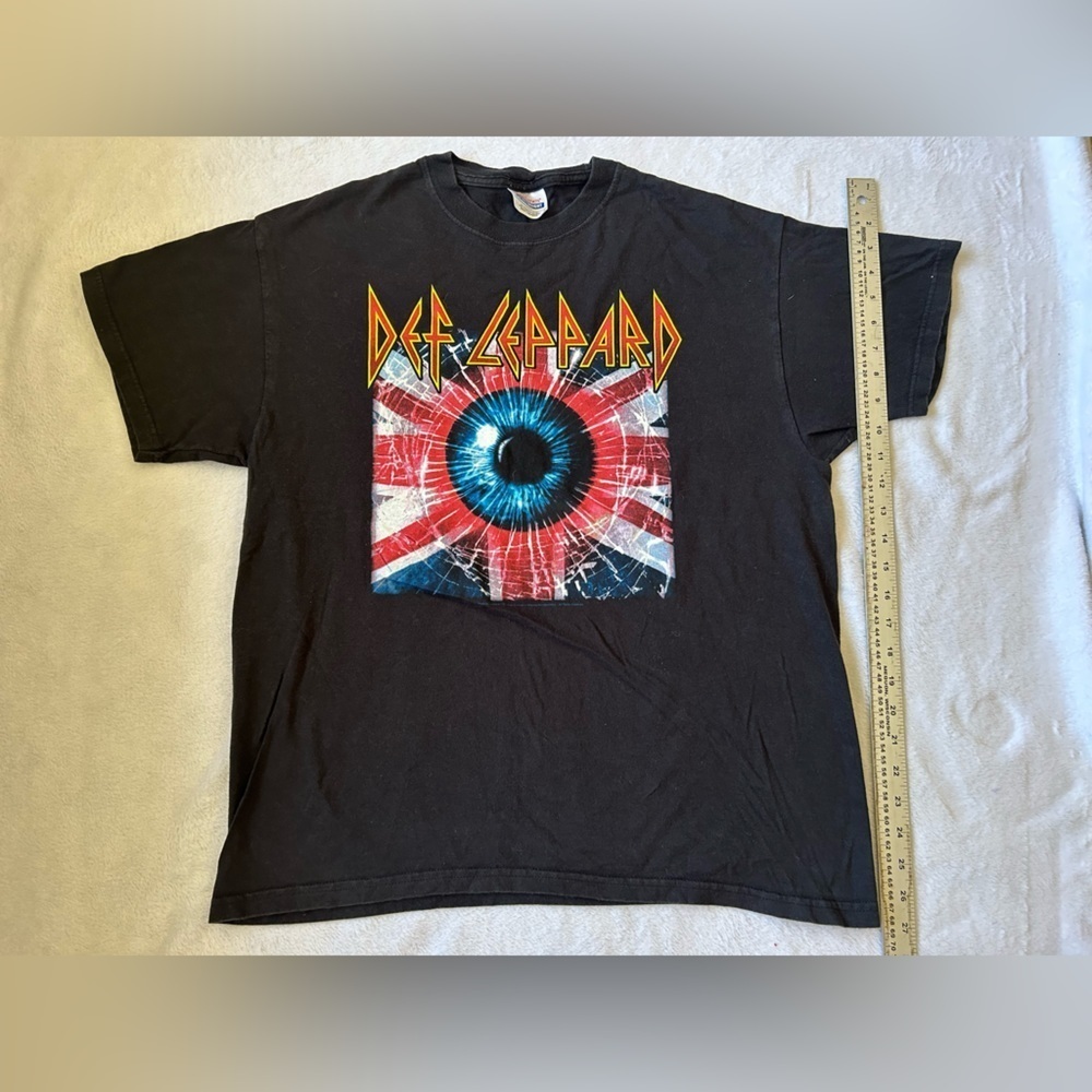 Def Leppard Band Tshirt